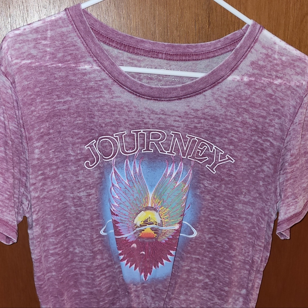 Freeze 24-7 Journey Infinity Graphic Burnout Shirt, Small, Maroon